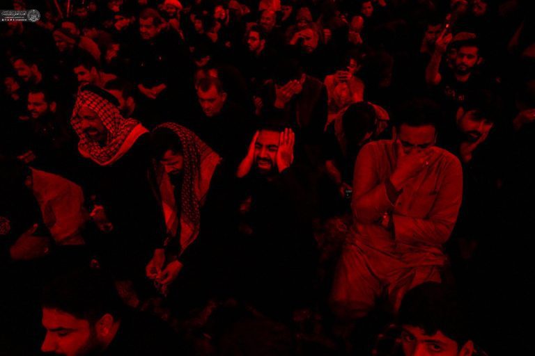 حزن و ماتم در حرم امیر مؤمنان؛ هر دیده به حال مرتضی می‌گرید