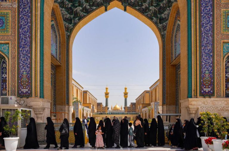 توزیع بیش از ۱۰۰هزار وعده غذایی بین زائران در ایام عید فطر