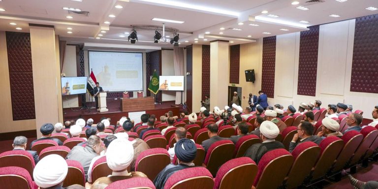 برگزاری بزرگداشت علامه سید احمد حسینی اشکوری توسط آستان مقدس علوی