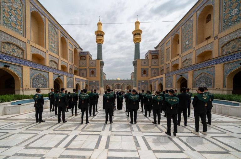 برگزاری مراسم فارغ‌التحصیلی دانشجویان دانشکده حقوق در حرم مطهر علوی