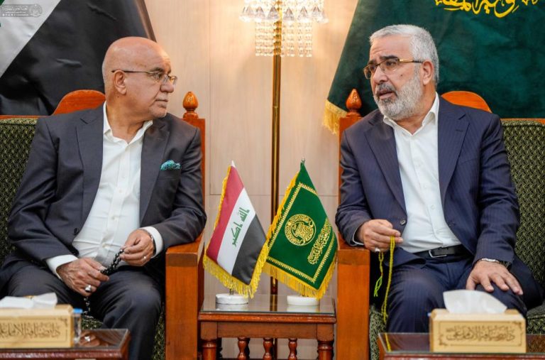 میزبانی تولیت حرم مطهرعلوی از وزیر بهداشت
