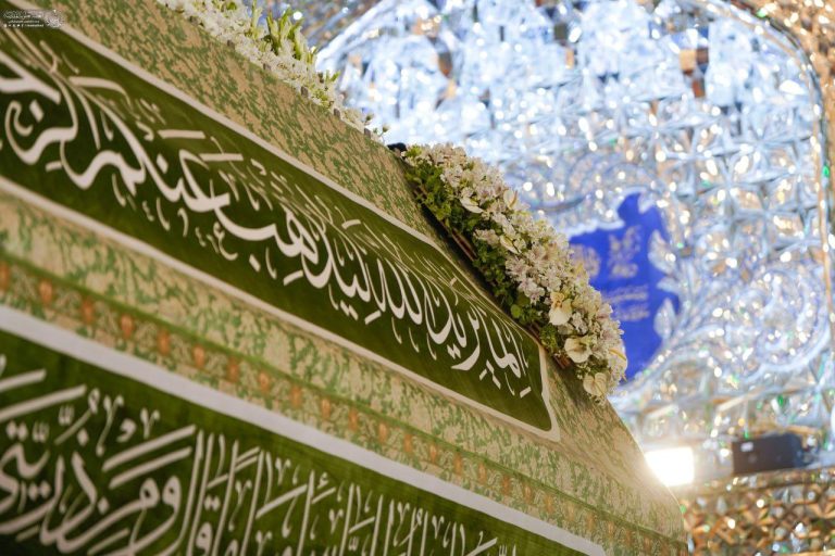 گلباران ضریح مطهر علوی برای ولادت امام رئوف