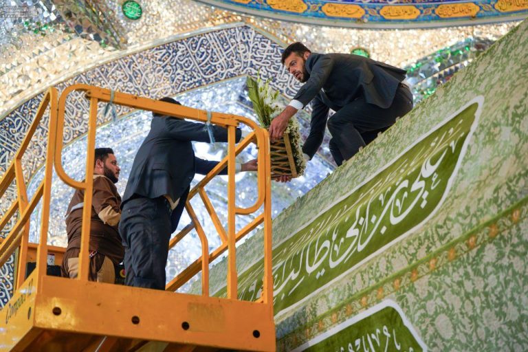 گلباران ضریح مطهر علوی برای ولادت امام رئوف