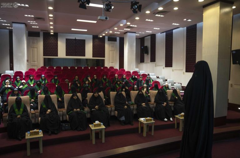 برگزاری سمینار «روش‌های نوین تربیتی» به میزبانی آستان مقدس علوی