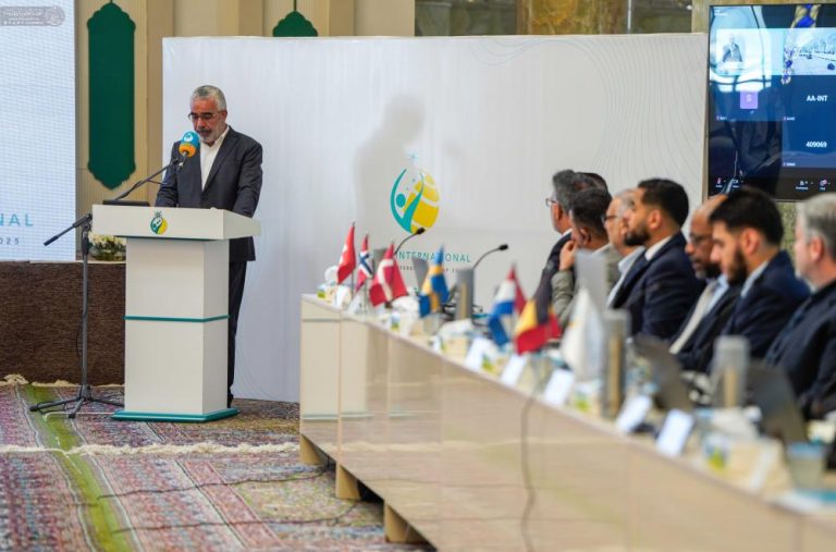 نشست مشورتی مؤسسه بین‌المللی «العین» جهت امور خیریه ای به میزبانی آستان مقدس علوی