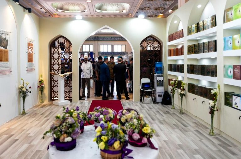آستان مقدس علوی مهمان ویژه سی و ششمین نمایشگاه بین‌المللی کتاب تهران