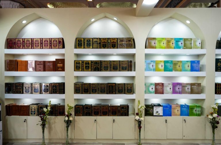 آستان مقدس علوی مهمان ویژه سی و ششمین نمایشگاه بین‌المللی کتاب تهران