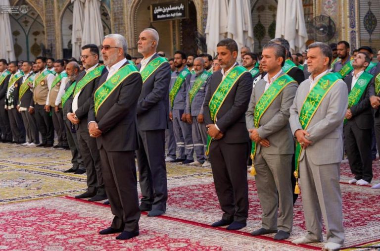 آیین تجدید بیعت و سوگند وفاداری خادمان حرم مطهر علوی در سالروز عید غدیر خم