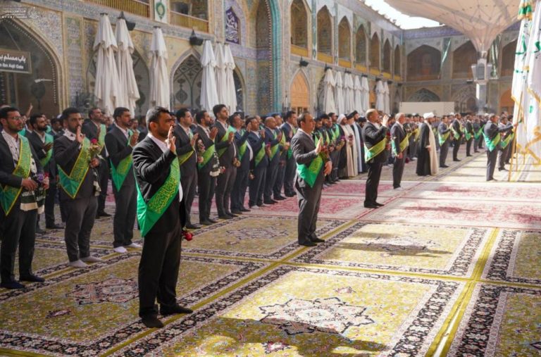 آیین تجدید بیعت و سوگند وفاداری خادمان حرم مطهر علوی در سالروز عید غدیر خم