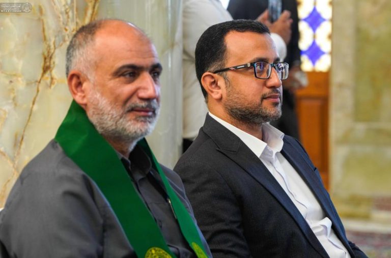 تجلیل از دانش‌آموزان ممتاز دبیرستانی توسط آستان مقدس علوی
