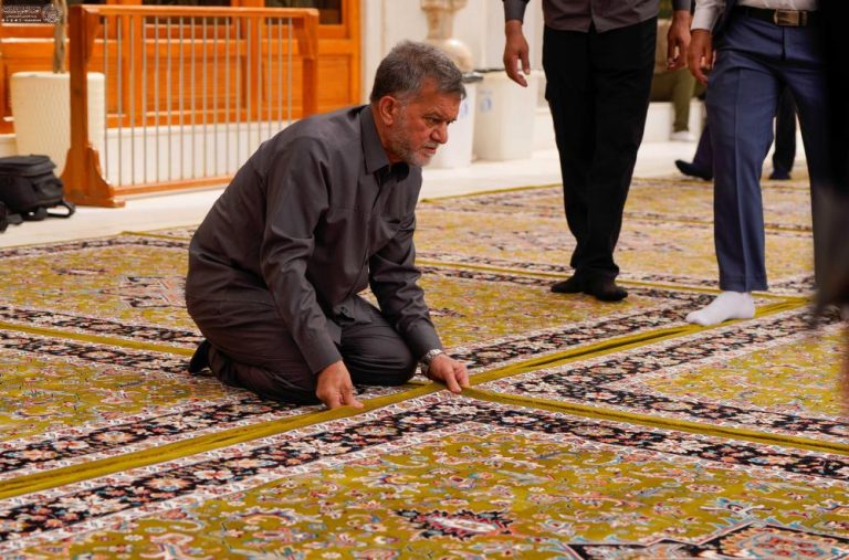 فرش کاشانی نفیس