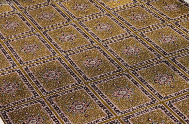 فرش کاشانی نفیس