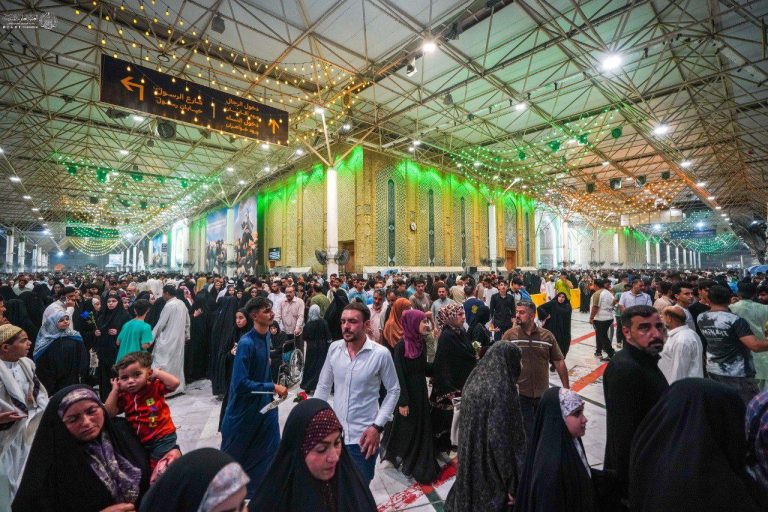نجف مملو از عاشقان علوی در شب عیدالله‌الاکبر