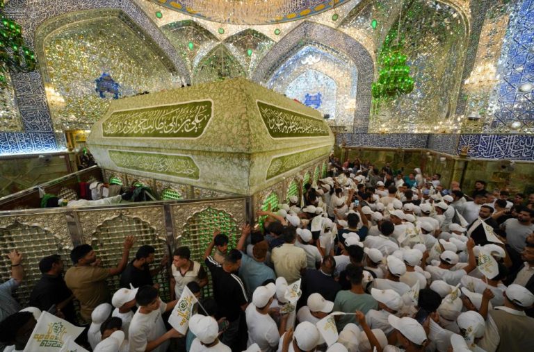 شرکت هزار کودک یتیم در راهپیمایی دوستداران امیرالمؤمنین علیه‌السلام در هفته غدیر