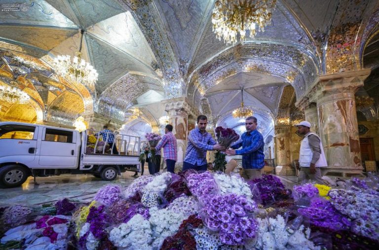 گل آرایی حرم مطهر علوی