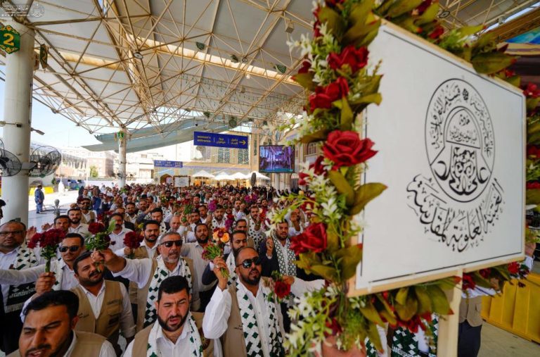 حذف شرط: مراسم تجدید بیعت خادمان مراسم تجدید بیعت خادمان