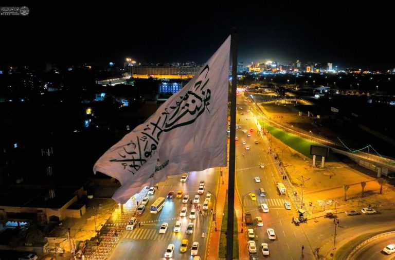 اهتزاز ۹۱ پرچم غدیری در سراسر عراق توسط آستان مقدس علوی