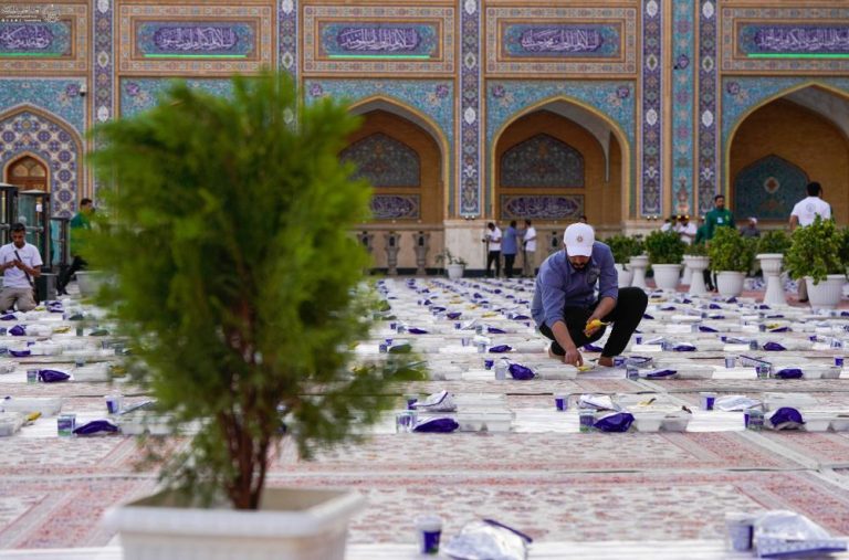 ضیافتی بزرگ در شب عید غدیر