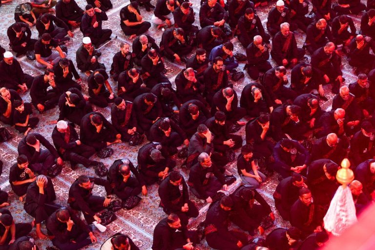 حضور دسته عزاداری خادمان علوی در کربلا در سالروز شهادت امام سجاد علیه‌السلام