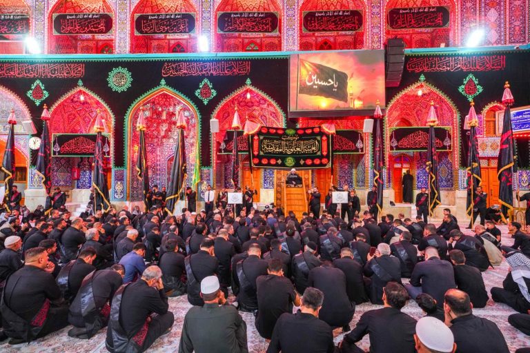 حضور دسته عزاداری خادمان علوی در کربلا در سالروز شهادت امام سجاد علیه‌السلام