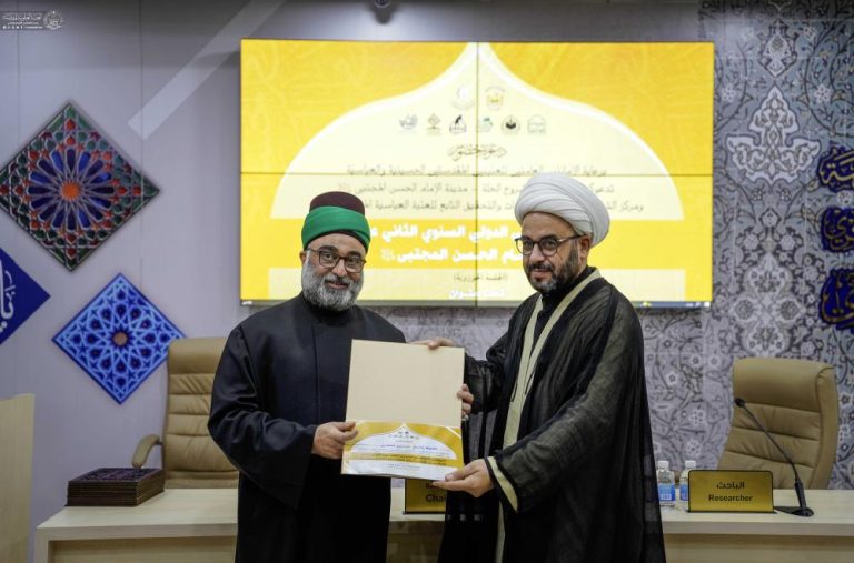 رهبری و پیشگامی امام حسن