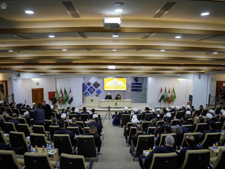 رهبری و پیشگامی امام حسن