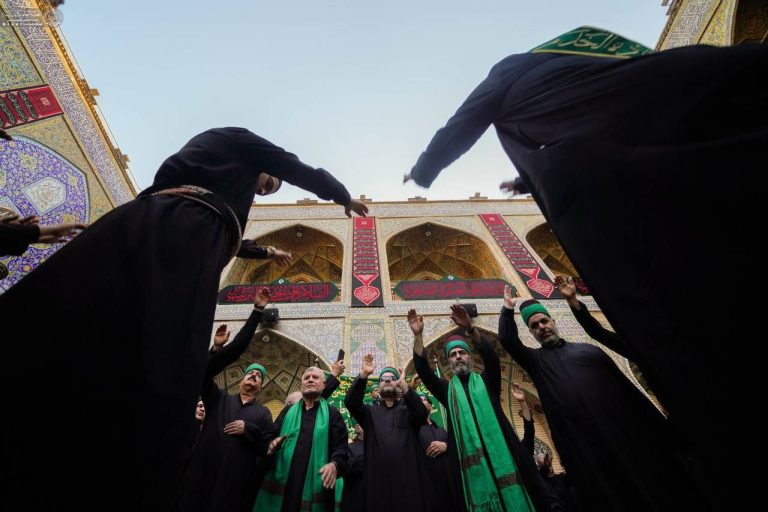 دسته عزاداری خادمین