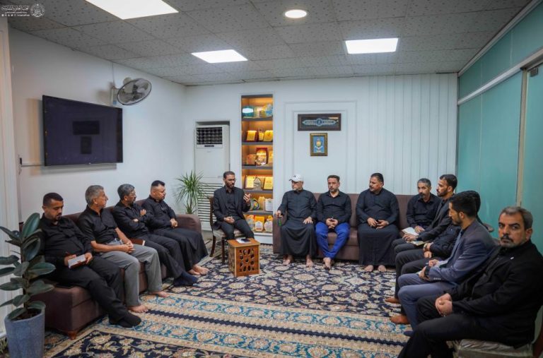 خدمترسانی خادمان افتخاری