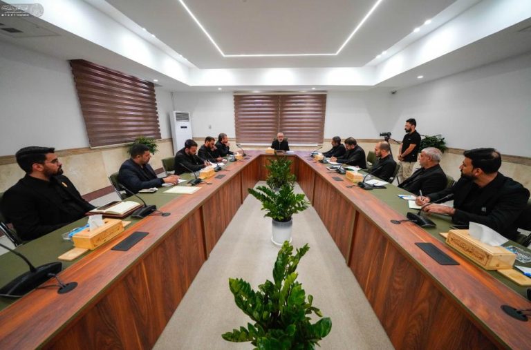 برگزاری نشست مرکزی اتاق عملیات زیارت اربعین با حضور تولیت آستان مقدس علوی