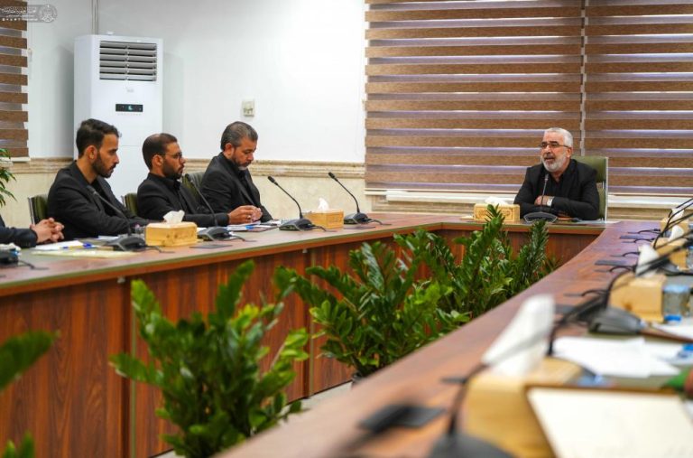 برگزاری نشست مرکزی اتاق عملیات زیارت اربعین با حضور تولیت آستان مقدس علوی