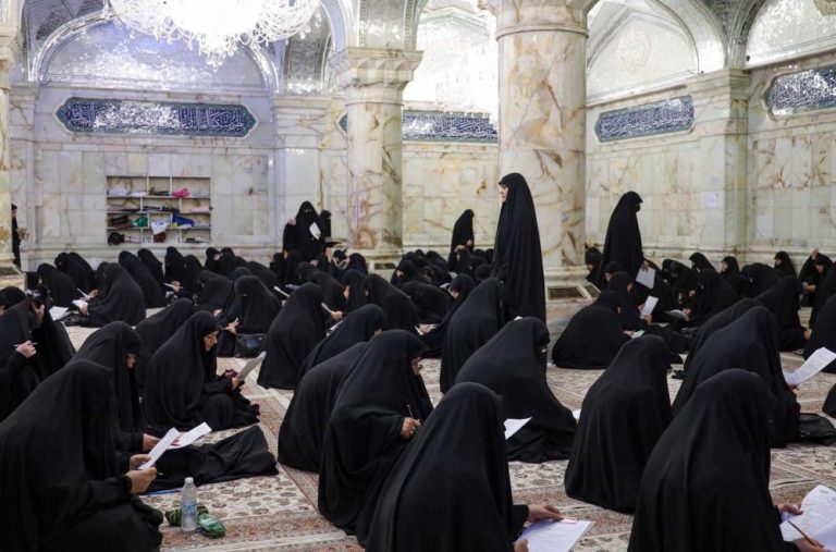 مشارکت ۸۰۰ دانش آموز در آزمون مبلغان دینی جهت آمادگی در مراسم اربعین