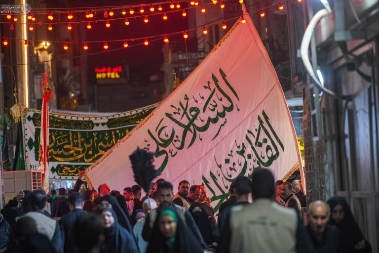 عزاداری نوجوانان شهر نجف‌اشرف
