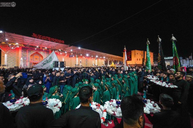 عزاداری نوجوانان شهر نجف‌اشرف