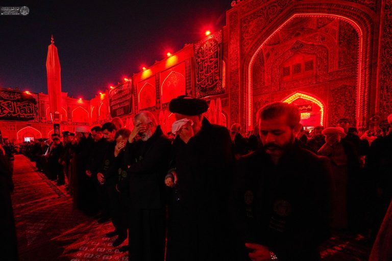 برافراشتن پرچم عزای پیامبر اکرم