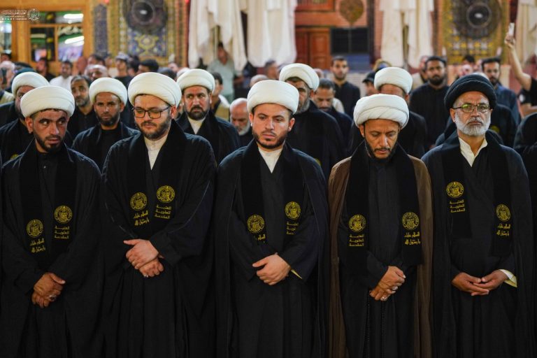 برافراشتن پرچم عزای پیامبر اکرم