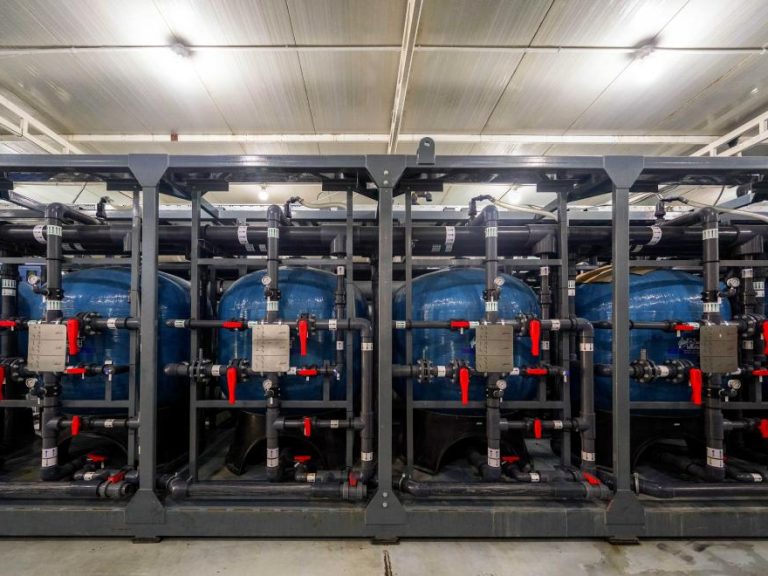 تولید روزانه ۱۰ میلیون لیتر آب