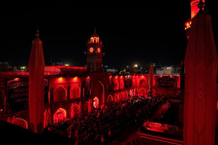 برافراشتن پرچم عزای پیامبر اکرم