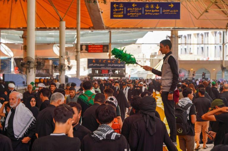 ۷هزار خادم افتخاری آستان مقدس علوی در ایام اربعین