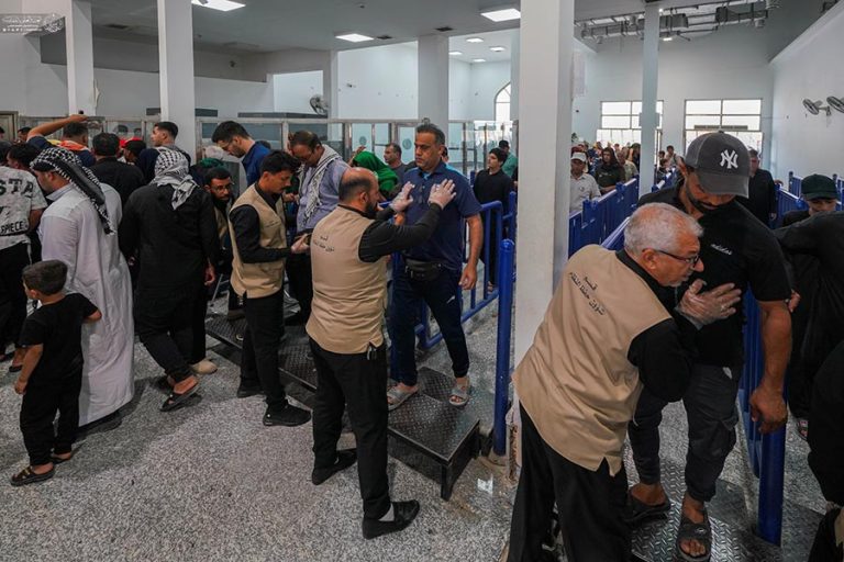 مدینة الزائرین(شهرک زائران) امام رضا علیه‌السلام، وابسته به آستان مقدس علوی امسال نیز در ایام زیارت اربعین، میزبان و پذیرای هزاران زائر اربعینی است.