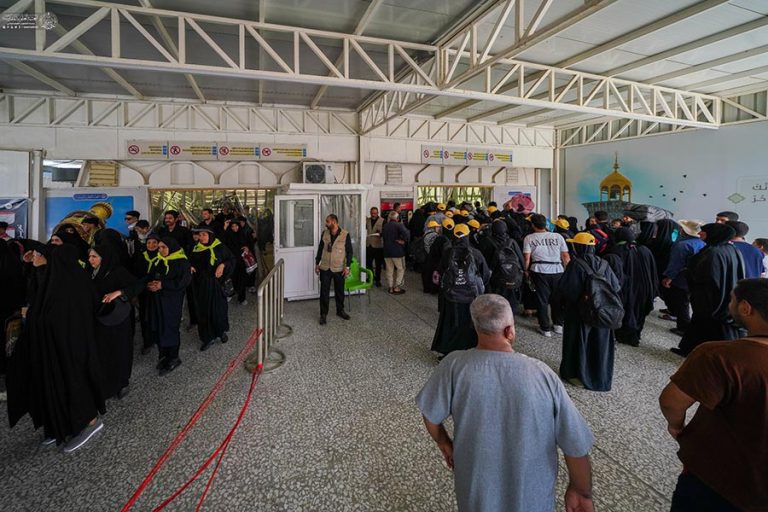 مدینة الزائرین(شهرک زائران) امام رضا علیه‌السلام، وابسته به آستان مقدس علوی امسال نیز در ایام زیارت اربعین، میزبان و پذیرای هزاران زائر اربعینی است.