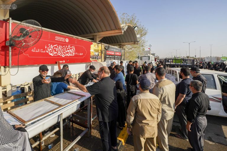 خدمات گسترده به زائران اربعین