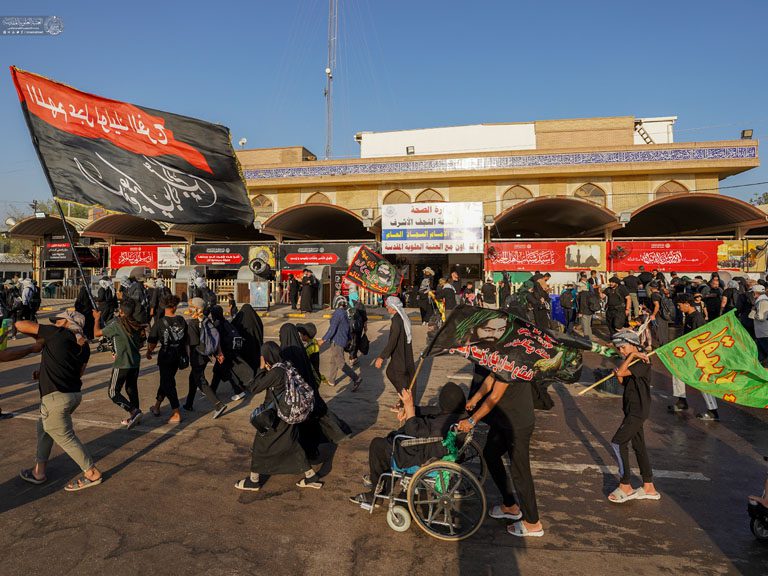 خدمات گسترده به زائران اربعین