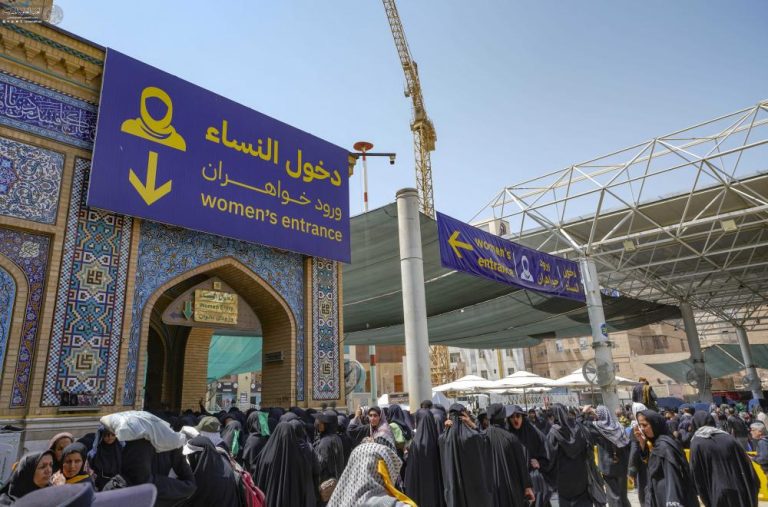 مترجمان آستان مقدس علوی