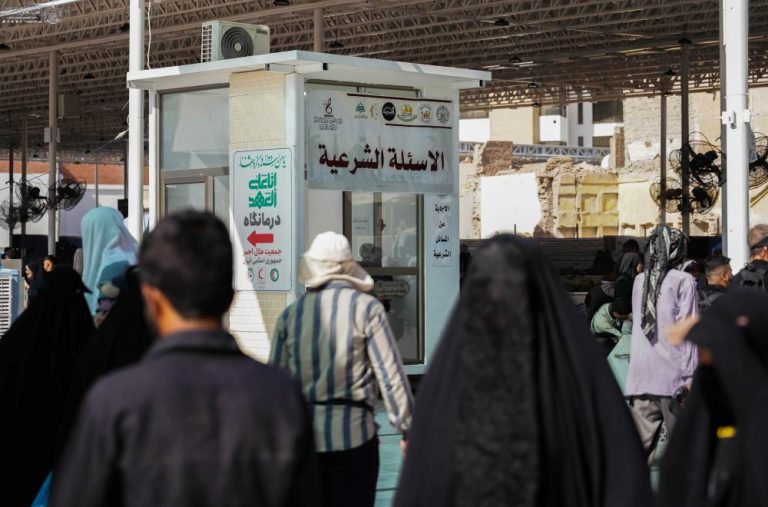 پاسخگویی به مسائل شرعی