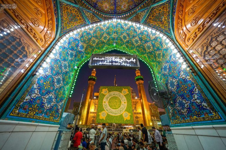 شکوه جشن میلاد پیامبر رحمت در حرم مطهر علوی