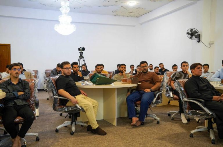 برگزاری دوره آموزشی ویژه نخبگان جوان توسط آستان مقدس علوی