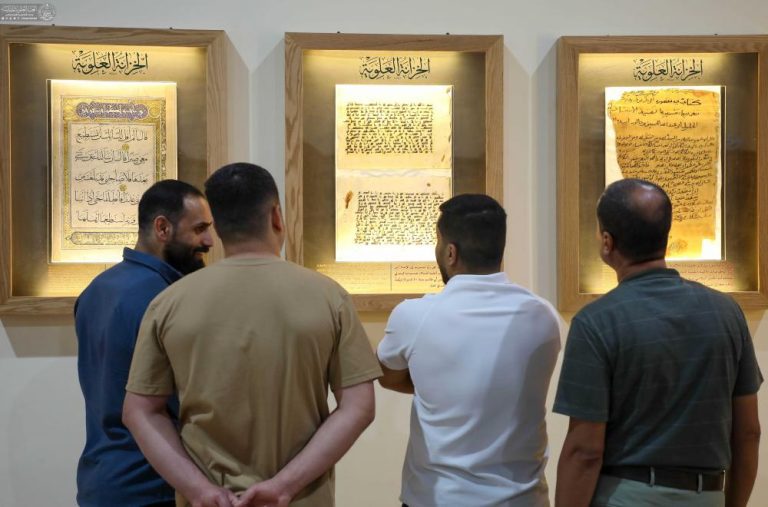 استقبال از غرفه آستان مقدس علوی در نمایشگاه بین‌المللی کتاب بغداد