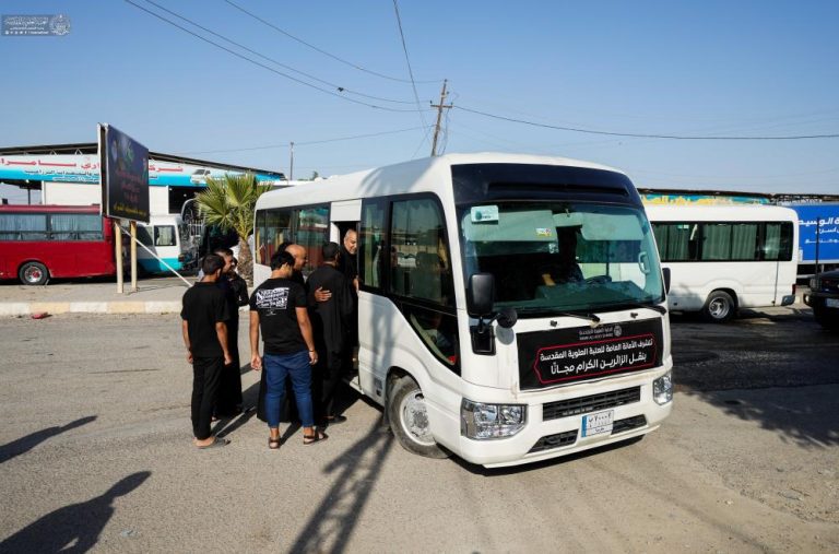 جابهجایی زائران حرم امامین عسکریین علیهماالسلام توسط ناوگان حمل و نقل آستان مقدس علوی