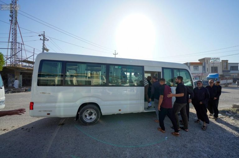 جابهجایی زائران حرم امامین عسکریین علیهماالسلام توسط ناوگان حمل و نقل آستان مقدس علوی