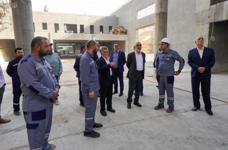 بازدید تولیت آستان مقدس علوی از پروژههای خدماتی و آموزشی